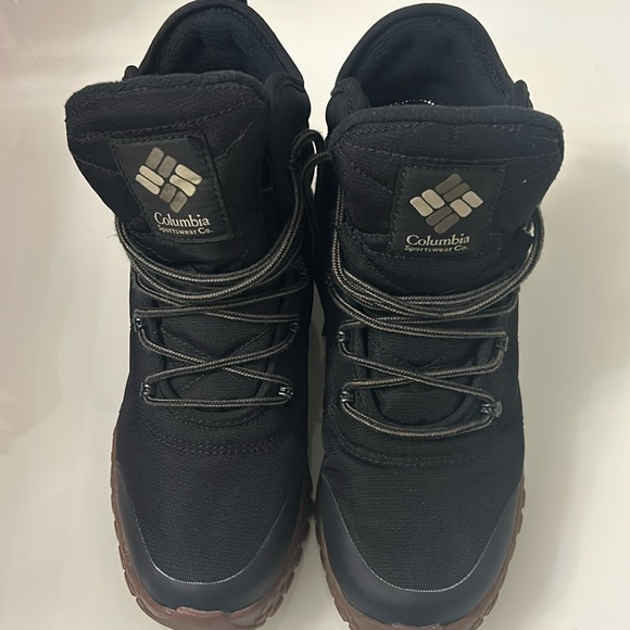 Columbia Fairbanks Boot - Picture 1 of 8